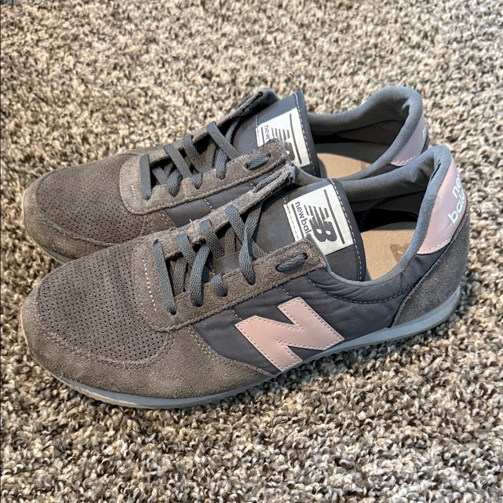 New Balance 220 Charcoal and Pink Sneakers